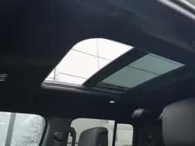 Land Rover Defender (2026) thumbnail 12