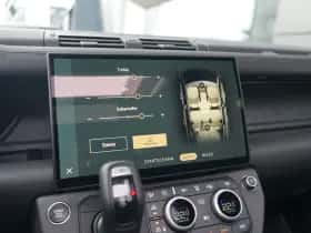 Land Rover Defender (2026) thumbnail 25