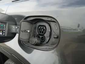 Land Rover Defender (2026) thumbnail 29