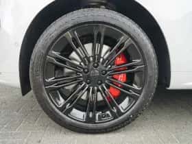 Land Rover Range Rover Sport (2026) thumbnail 9