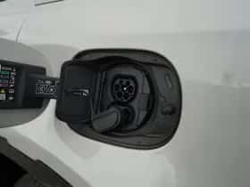 Land Rover Defender (2026) thumbnail 27