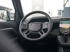 Land Rover Defender (2026) thumbnail 30
