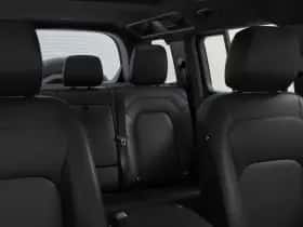 Land Rover Defender (2026) thumbnail 5