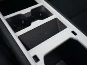 Land Rover Defender (2026) thumbnail 23