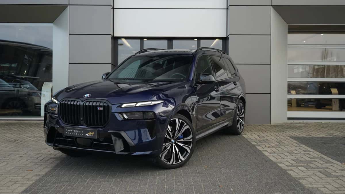 BMW X7 (2023) — foto 1