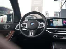 BMW X7 (2023) thumbnail 12