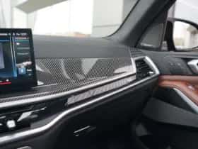 BMW X7 (2023) thumbnail 31