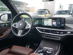 BMW X7 (2023) thumbnail 34