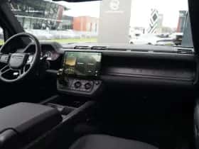 Land Rover Defender (2026) thumbnail 3