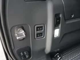 Land Rover Defender (2026) thumbnail 34