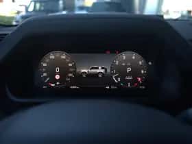 Land Rover Defender (2023) thumbnail 16
