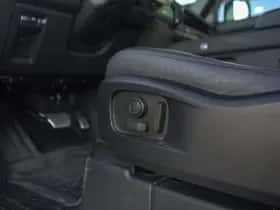 Land Rover Defender (2023) thumbnail 19