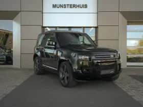 Land Rover Defender (2023) thumbnail 10