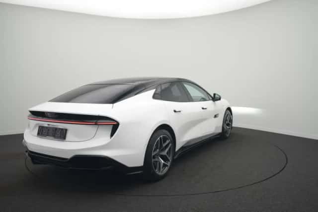 Lotus Emeya (2025) thumbnail 2