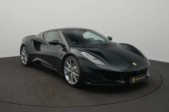 Lotus Emira (2026) thumbnail 2