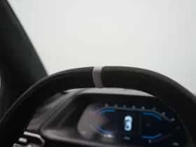 Lotus Emira (2026) thumbnail 10