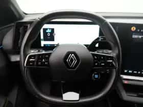 Renault Mégane E-Tech (2023) thumbnail 18