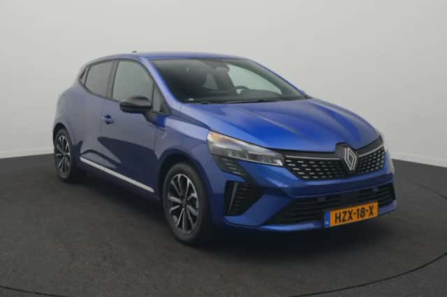 Renault Clio (2025) thumbnail 2