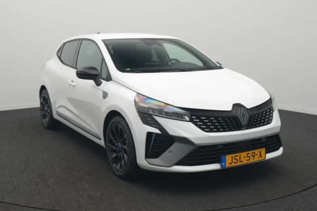 Renault Clio (2025) thumbnail 2