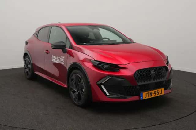 Renault Clio (2026) thumbnail 2
