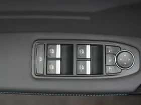Renault Captur (2024) thumbnail 29