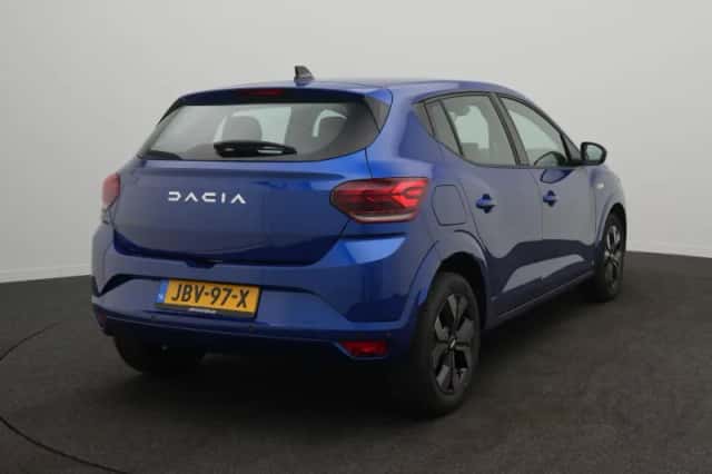 Dacia Sandero (2025) thumbnail 4
