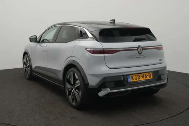 Renault Mégane E-Tech (2026) thumbnail 3