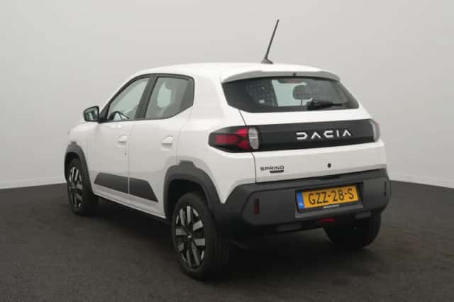 Dacia Spring (2025) thumbnail 3