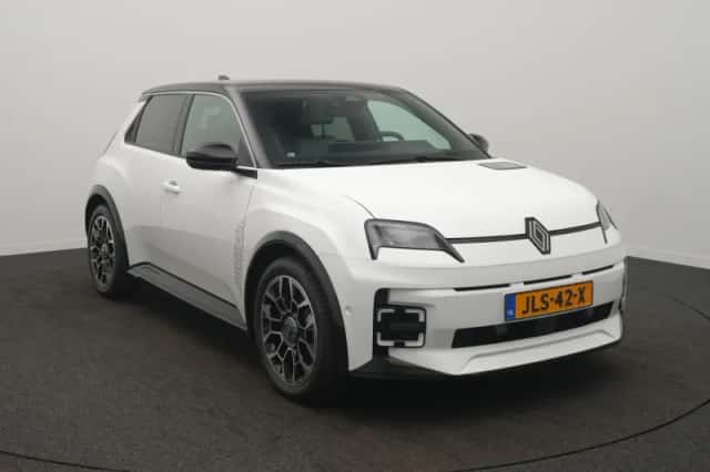 Renault 5 (2025) thumbnail 3
