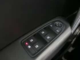 Renault Captur (2022) thumbnail 19