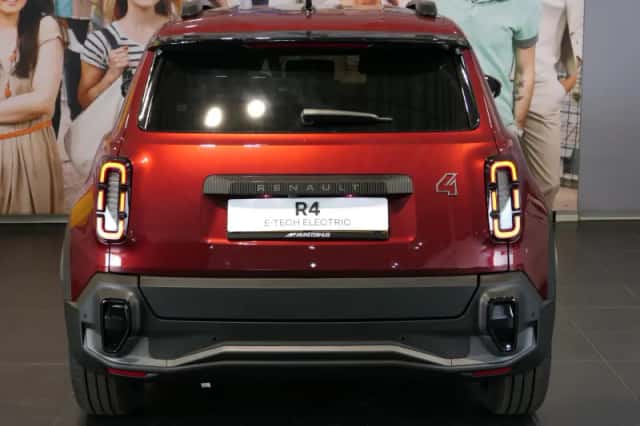 Renault 4 (2025) thumbnail 5