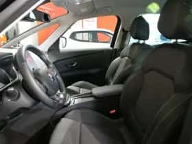 Renault Grand Scénic (2023) thumbnail 26