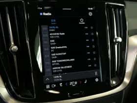 Volvo V60 (2022) thumbnail 36