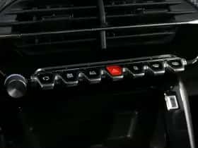 Peugeot 208 (2022) thumbnail 28