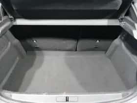 Peugeot 208 (2022) thumbnail 5