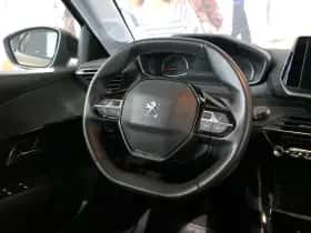 Peugeot 208 (2022) thumbnail 10