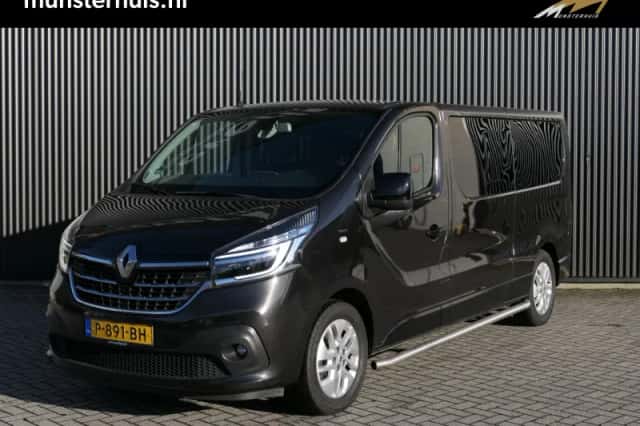 Renault Trafic (2021) thumbnail 1
