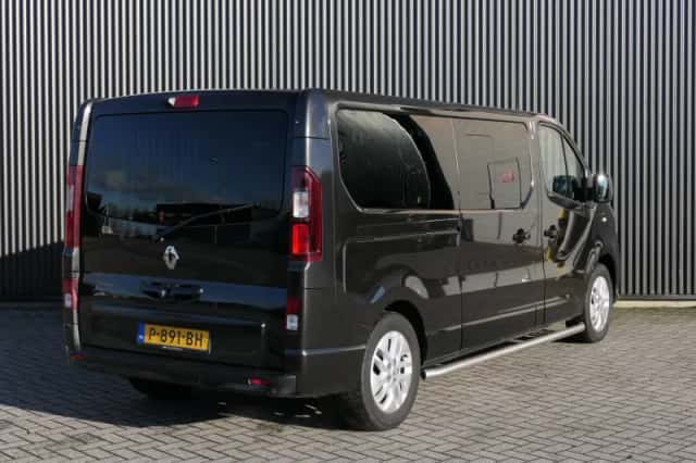 Renault Trafic (2021) thumbnail 3