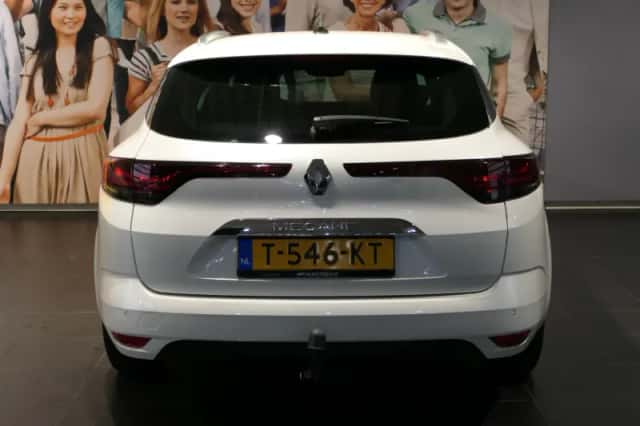 Renault Mégane (2023) thumbnail 4