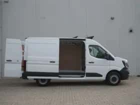 Renault Master (2024) thumbnail 4
