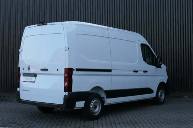 Renault Master (2024) thumbnail 3