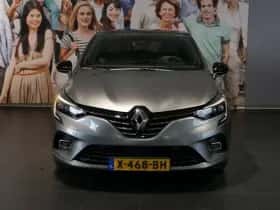 Renault Clio (2023) thumbnail 2