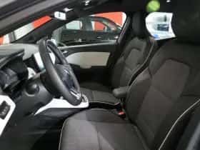 Renault Clio (2023) thumbnail 21