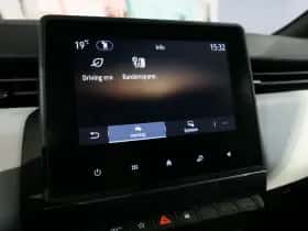 Renault Clio (2023) thumbnail 36