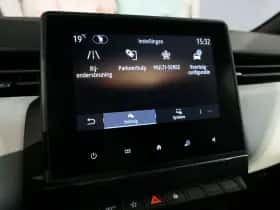 Renault Clio (2023) thumbnail 38