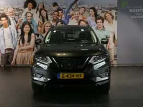 Nissan X-Trail (2019) thumbnail 2