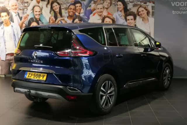 Renault Espace (2019) thumbnail 3