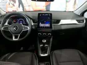 Renault Captur (2021) thumbnail 11