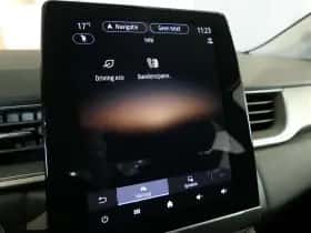 Renault Captur (2021) thumbnail 37