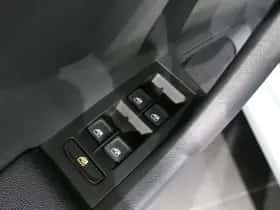 Škoda Octavia (2019) thumbnail 21